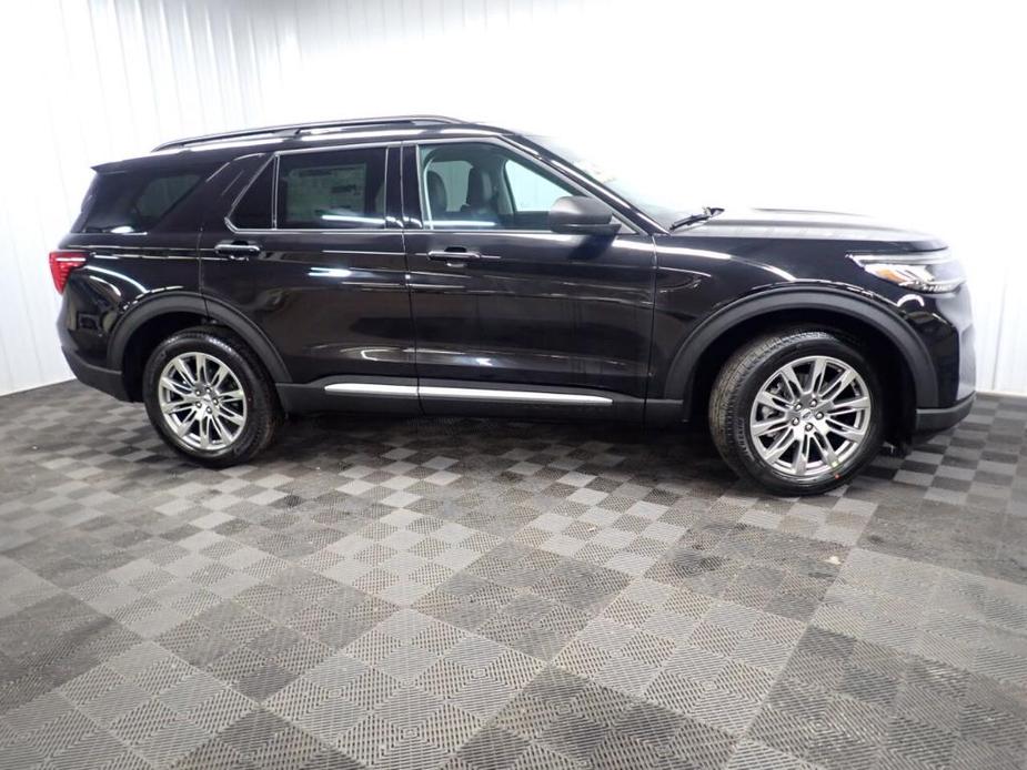 new 2025 Ford Explorer car, priced at $43,999