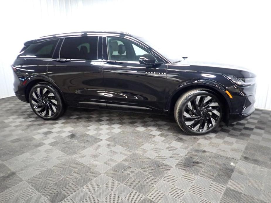 new 2024 Lincoln Nautilus car, priced at $55,999