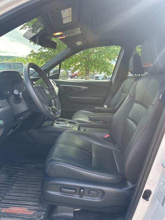 used 2023 Honda Passport car, priced at $34,799