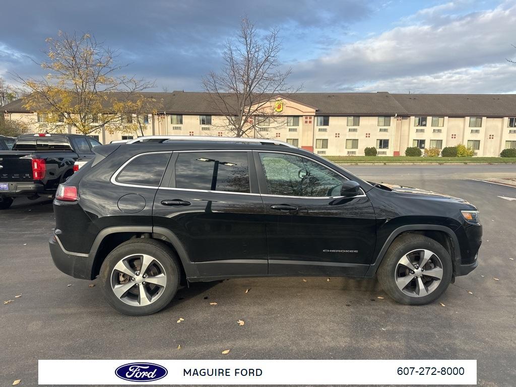 used 2021 Jeep Cherokee car, priced at $20,999