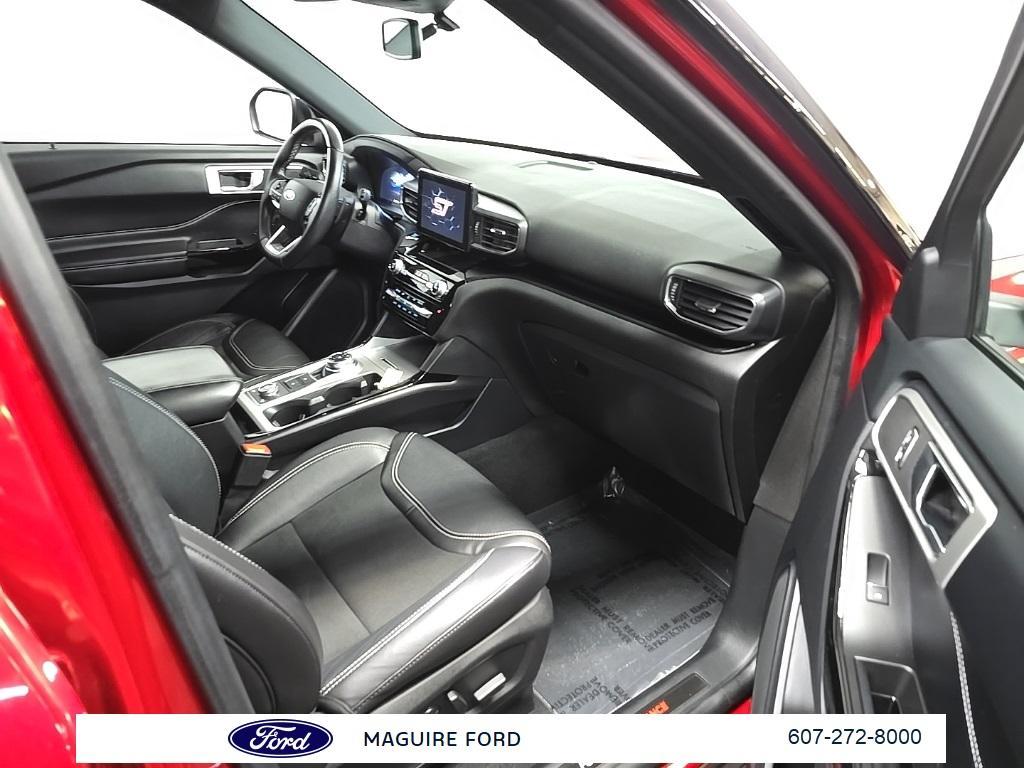 used 2022 Ford Explorer car, priced at $35,999