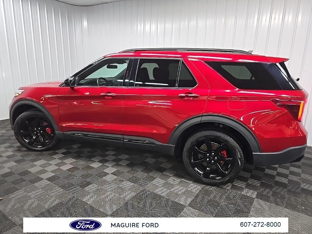 used 2022 Ford Explorer car, priced at $35,999