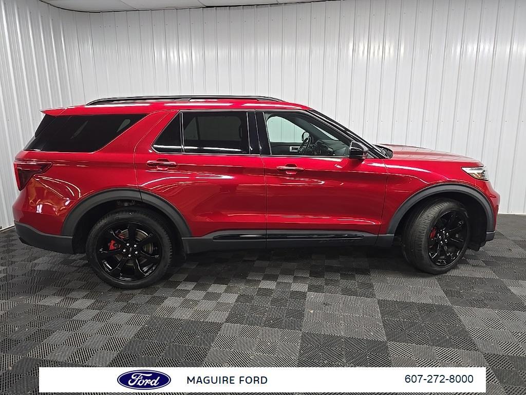 used 2022 Ford Explorer car, priced at $35,999