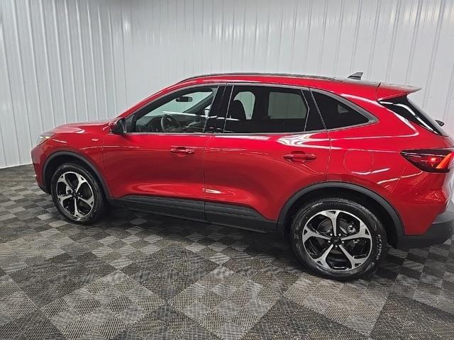 used 2025 Ford Escape car, priced at $28,999
