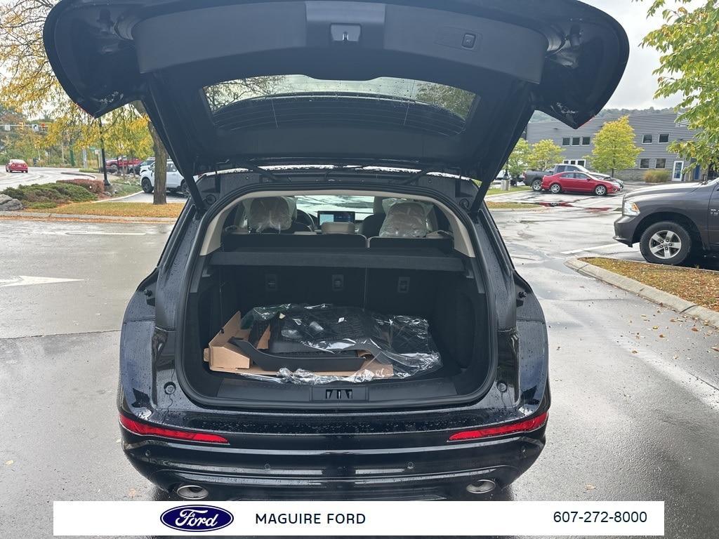 new 2025 Lincoln Corsair car, priced at $47,999