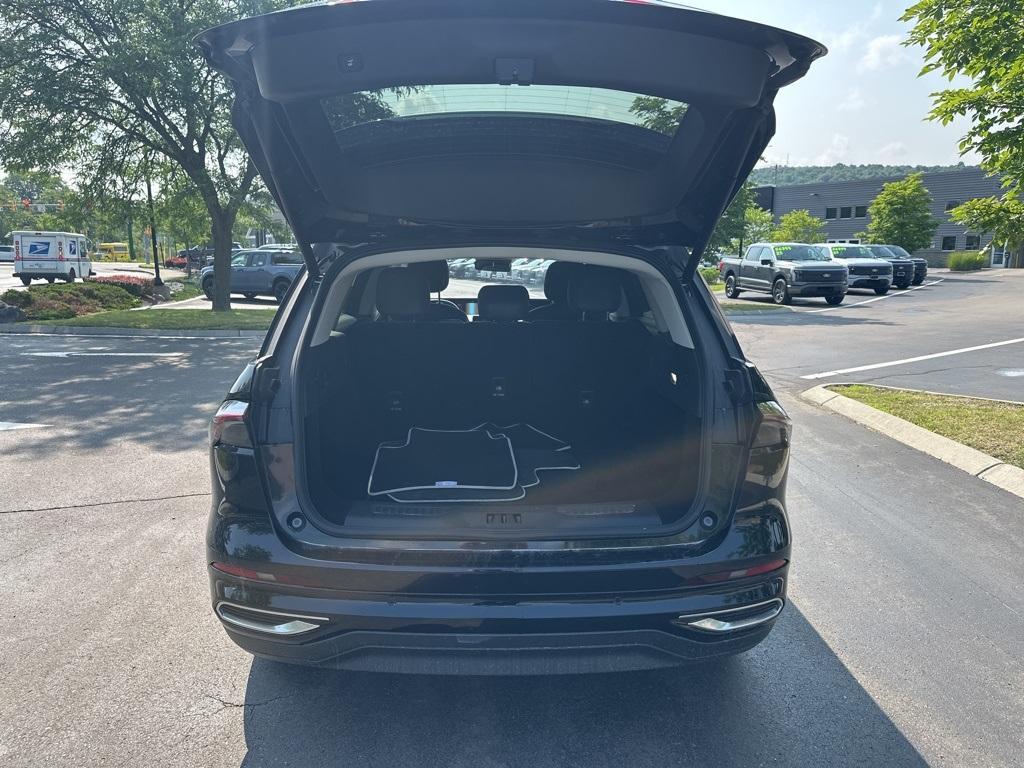 used 2024 Lincoln Nautilus car, priced at $44,499
