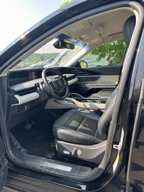 used 2024 Lincoln Nautilus car, priced at $44,499