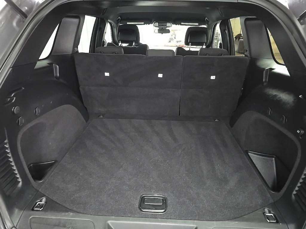 used 2019 Jeep Grand Cherokee car, priced at $17,199
