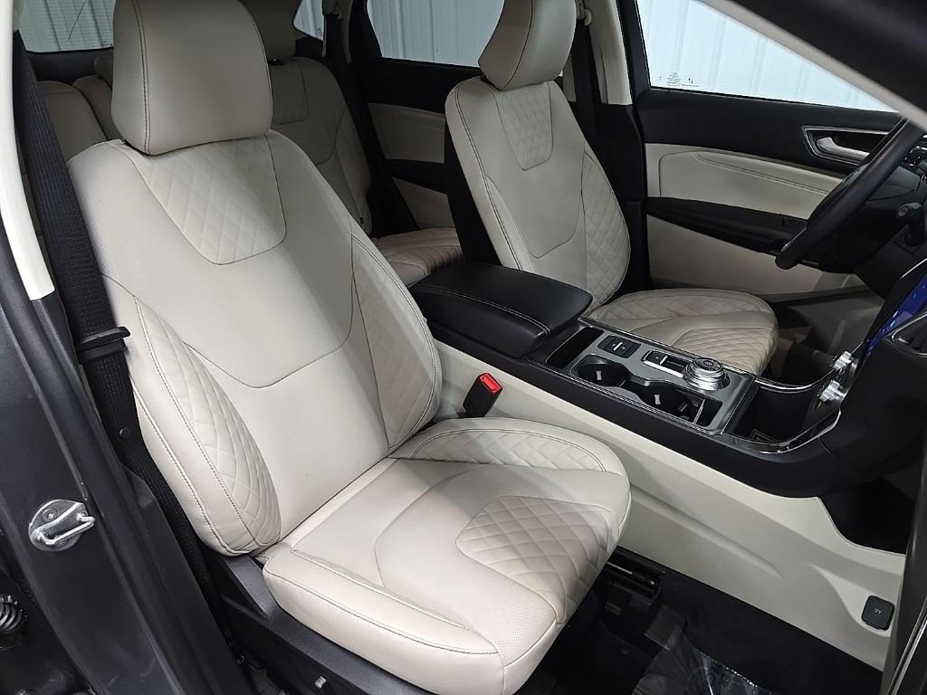 used 2024 Ford Edge car, priced at $33,399