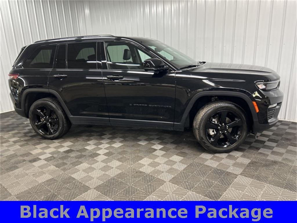 used 2023 Jeep Grand Cherokee car, priced at $31,999