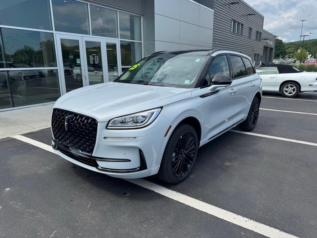 new 2025 Lincoln Corsair car, priced at $50,999
