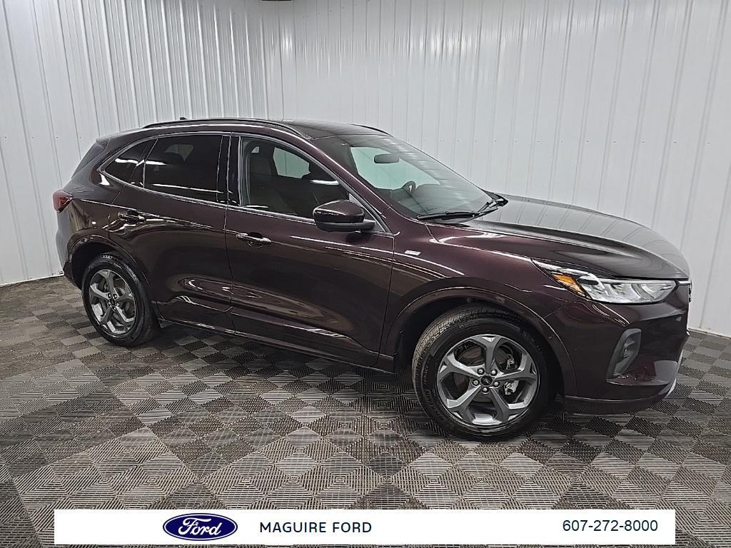 used 2023 Ford Escape car, priced at $24,999