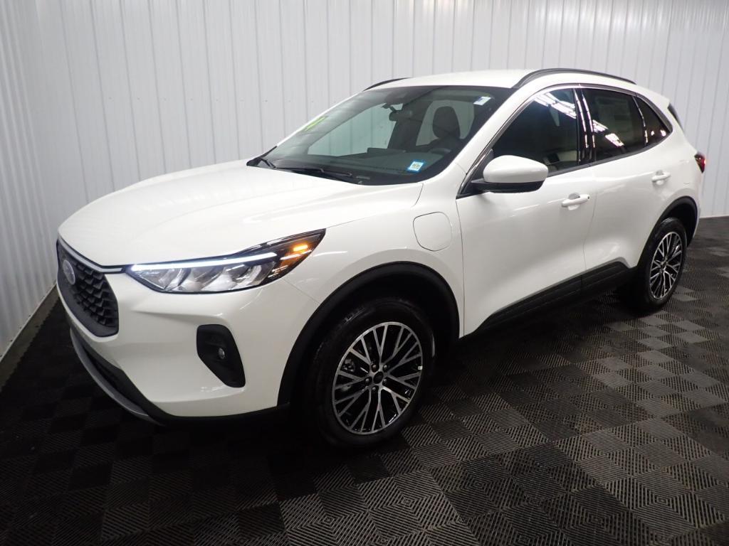 new 2024 Ford Escape car, priced at $31,999