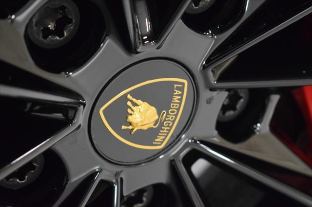 used 2022 Lamborghini Urus car, priced at $214,999