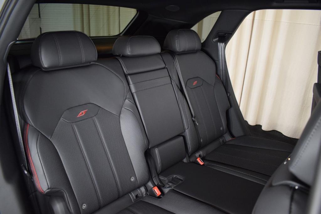 used 2023 Bentley Bentayga car, priced at $224,999