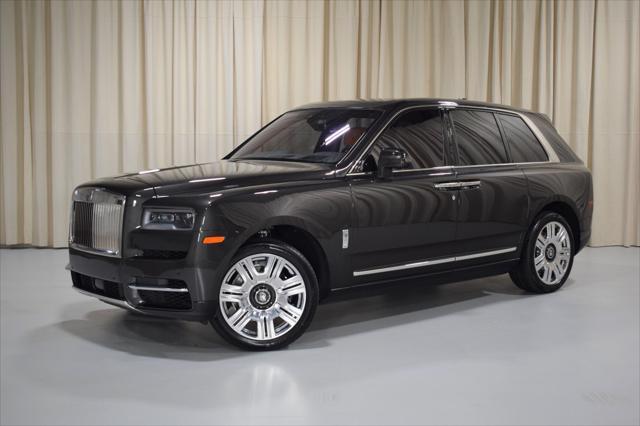 used 2022 Rolls-Royce Cullinan car, priced at $304,999