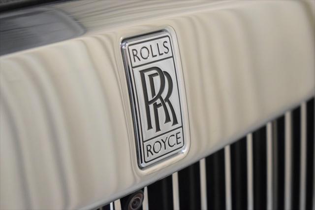 used 2022 Rolls-Royce Cullinan car, priced at $304,999