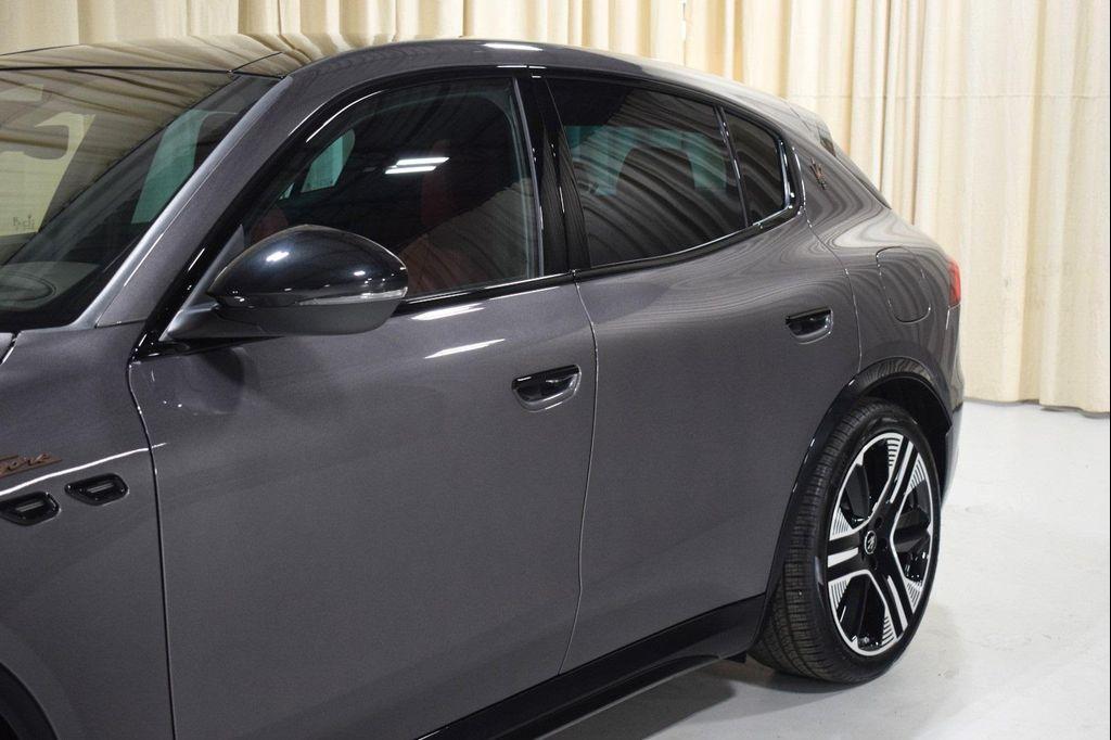 new 2025 Maserati Grecale Folgore car, priced at $118,445