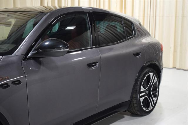 new 2025 Maserati Grecale Folgore car, priced at $118,445