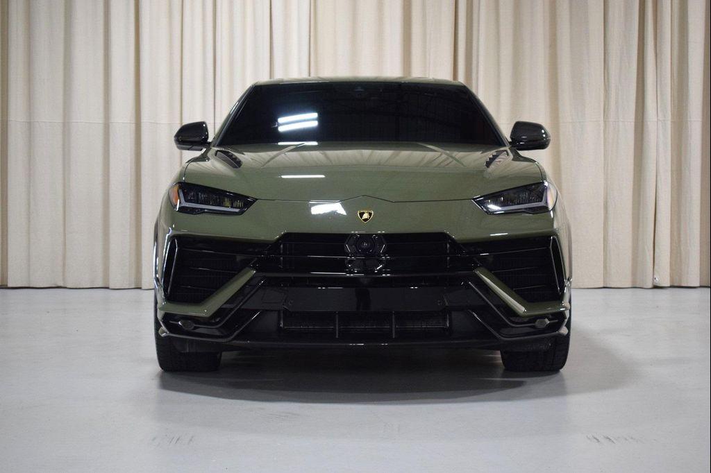 used 2024 Lamborghini Urus car, priced at $304,999