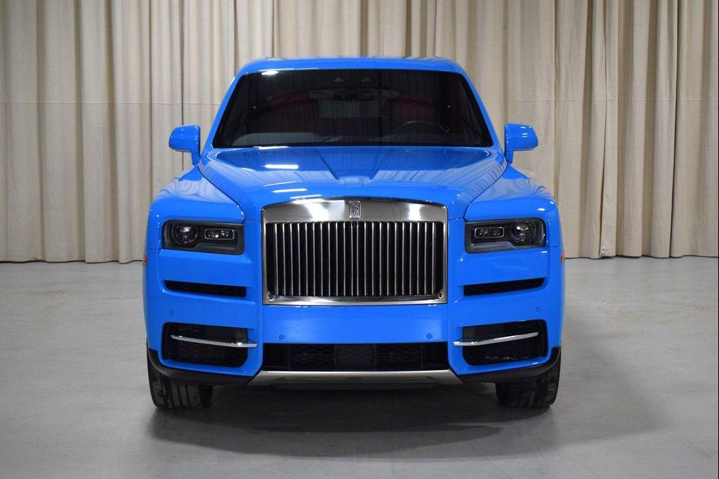 used 2022 Rolls-Royce Cullinan car, priced at $277,499