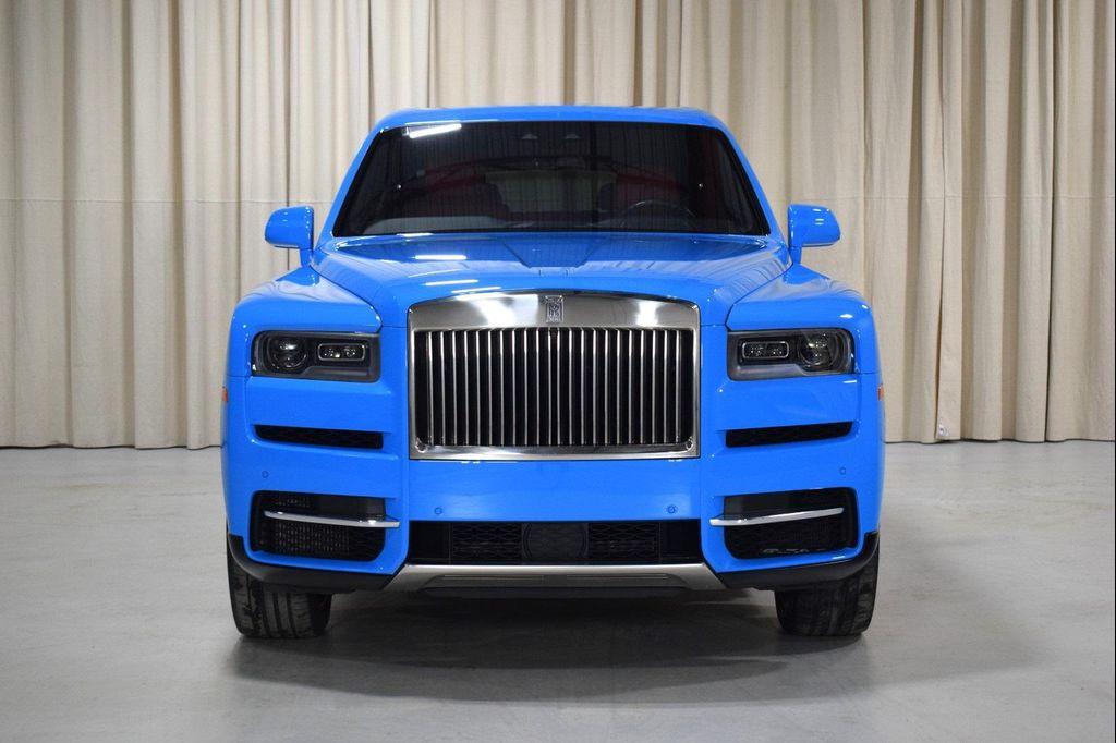 used 2022 Rolls-Royce Cullinan car, priced at $277,499