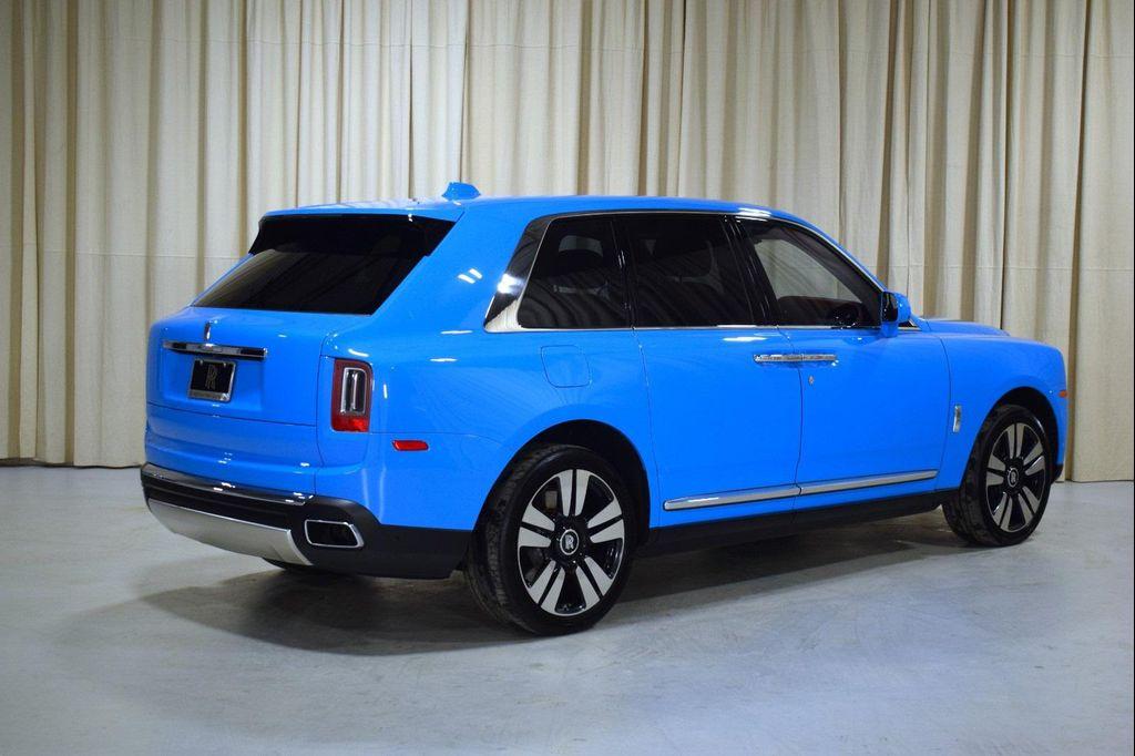 used 2022 Rolls-Royce Cullinan car, priced at $277,499