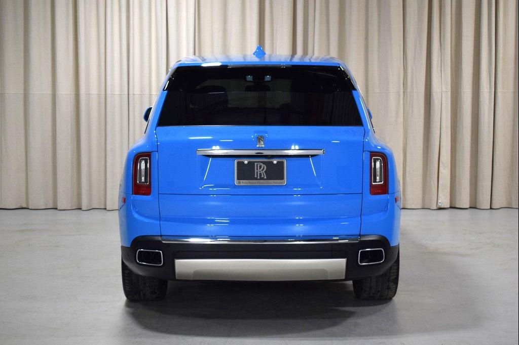 used 2022 Rolls-Royce Cullinan car, priced at $277,499
