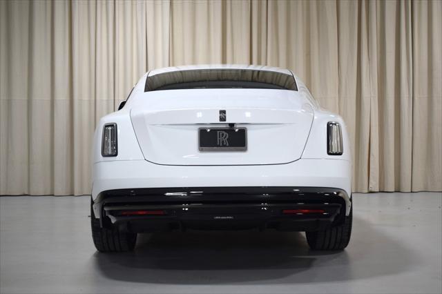new 2025 Rolls-Royce Spectre car, priced at $553,400