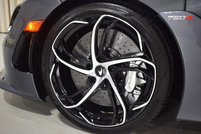 used 2024 McLaren 750S car, priced at $352,999