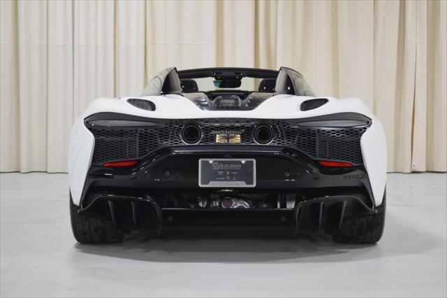 new 2025 McLaren Artura car, priced at $305,798