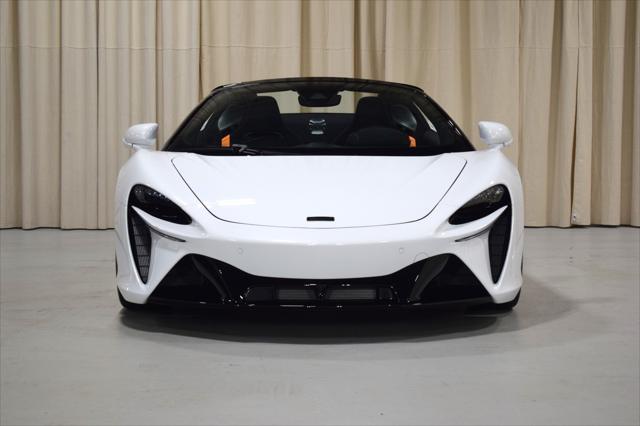 new 2025 McLaren Artura car, priced at $305,798