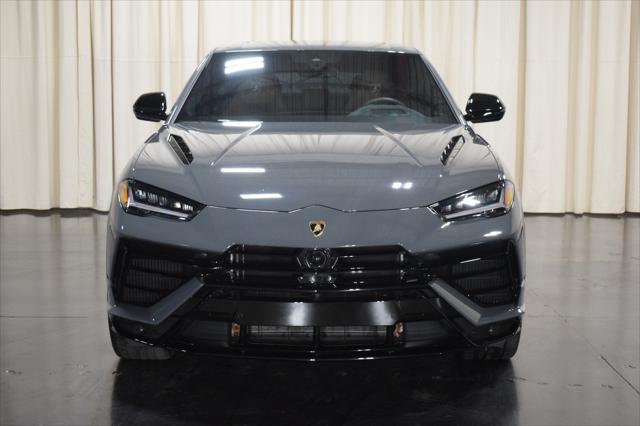 used 2023 Lamborghini Urus car, priced at $289,999