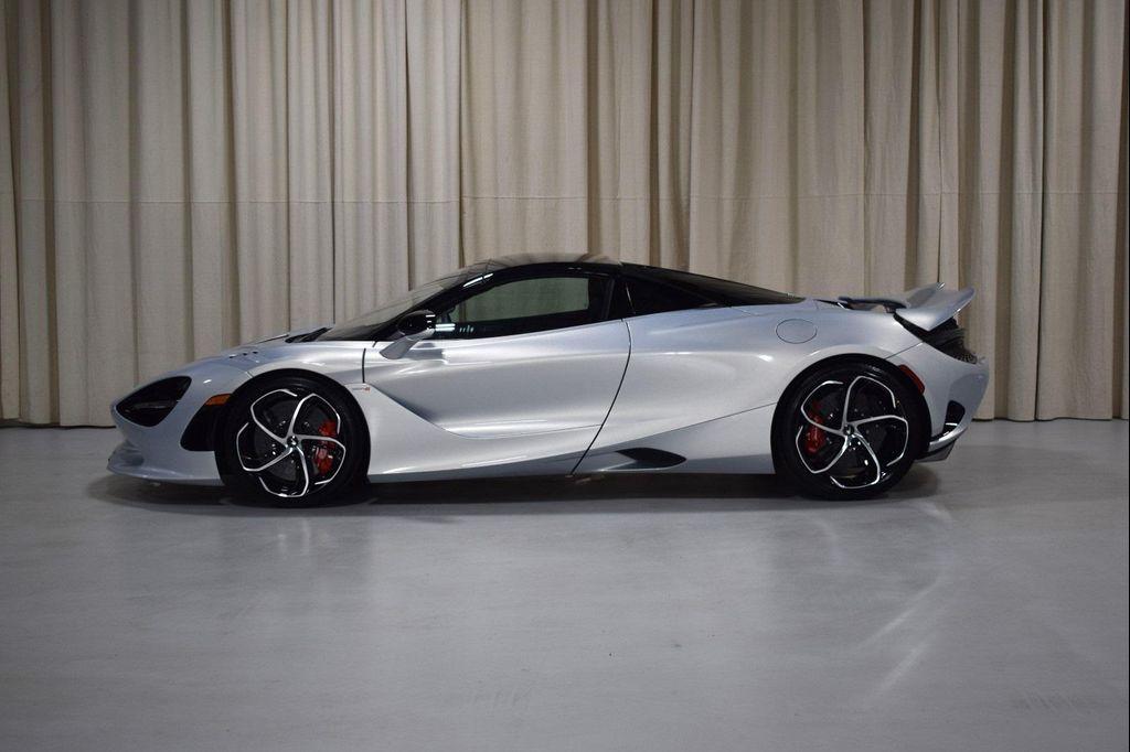 new 2025 McLaren 750S car, priced at $423,130