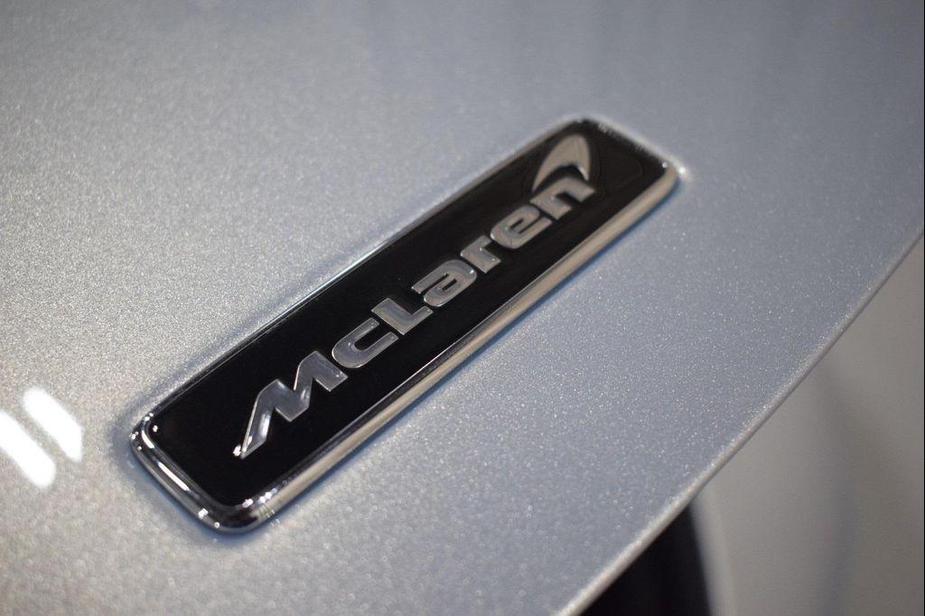 new 2025 McLaren 750S car, priced at $423,130