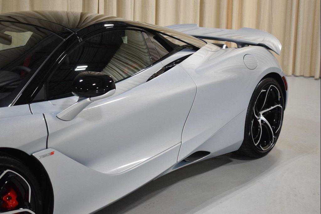 new 2025 McLaren 750S car, priced at $423,130