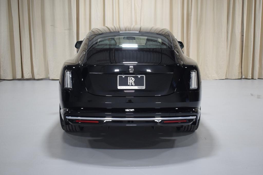 new 2024 Rolls-Royce Spectre car, priced at $499,625