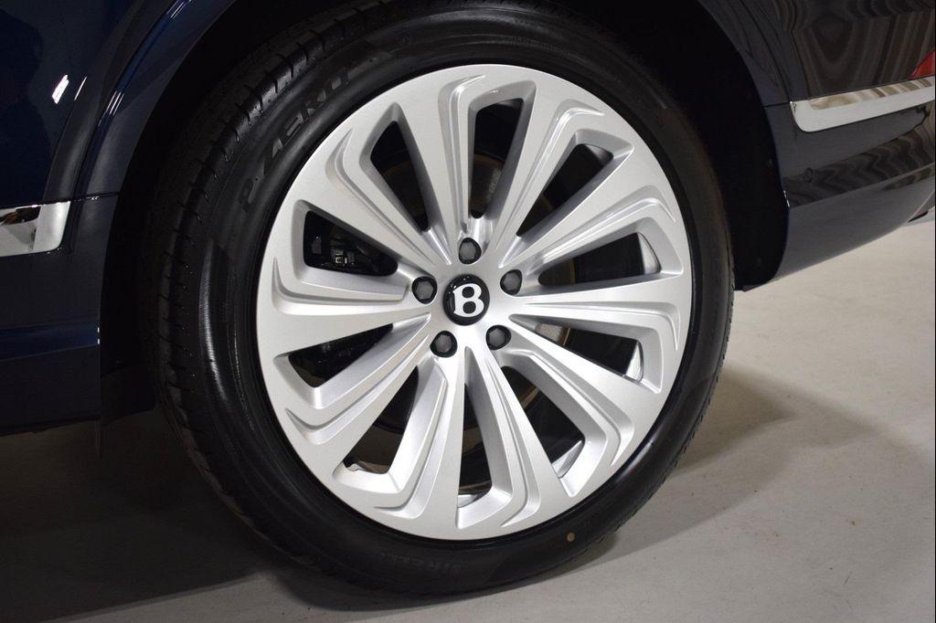 new 2025 Bentley Bentayga car, priced at $282,440