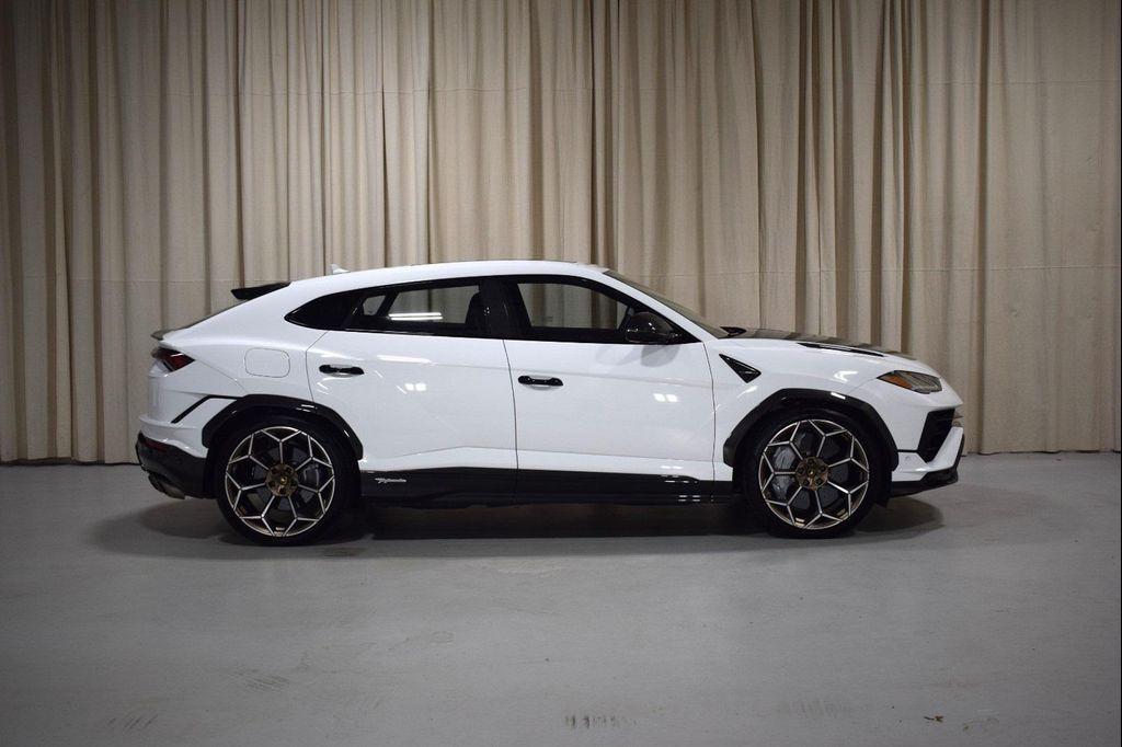 used 2024 Lamborghini Urus car, priced at $304,999