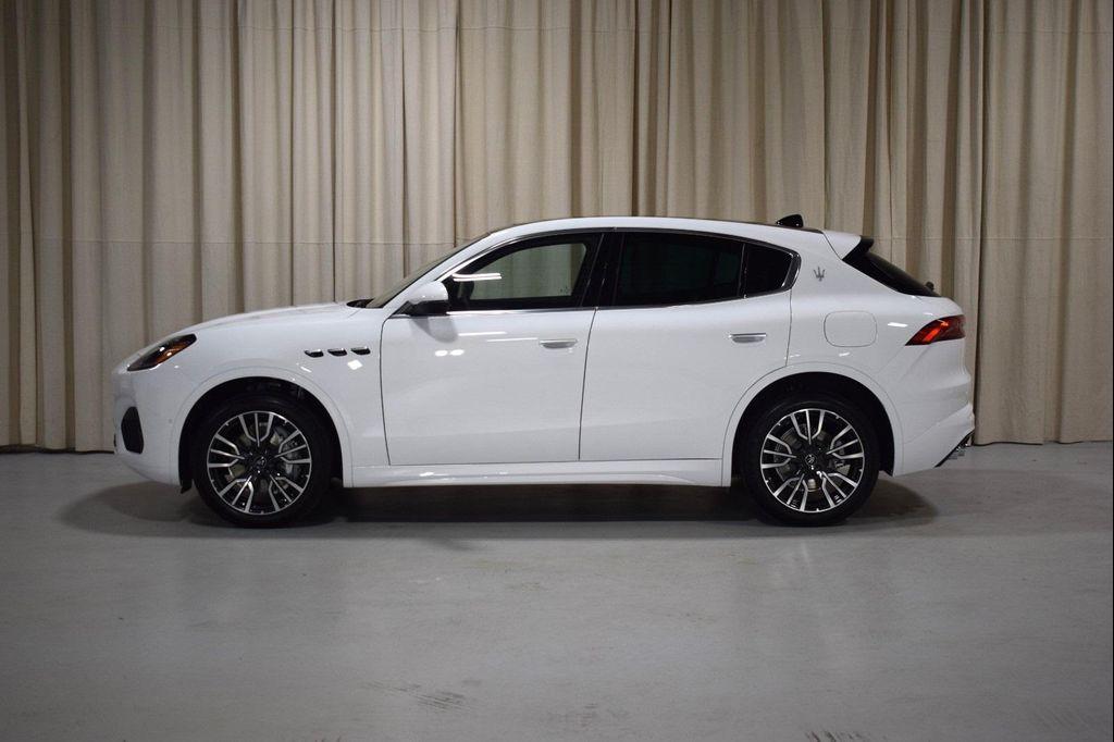 new 2025 Maserati Grecale car, priced at $92,355