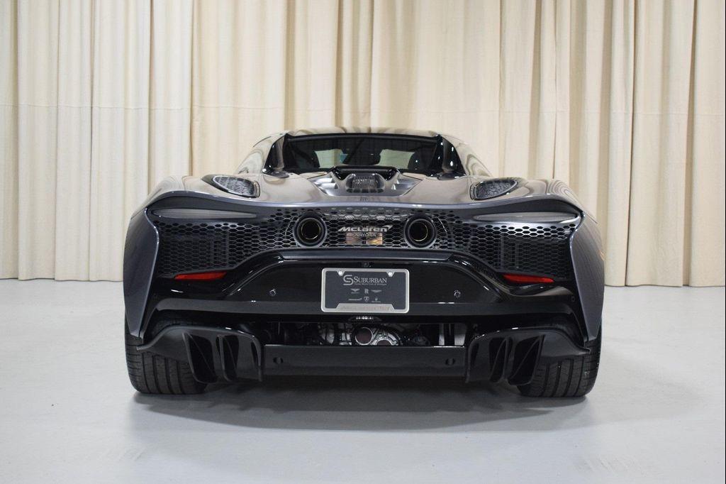 new 2025 McLaren Artura car, priced at $307,798