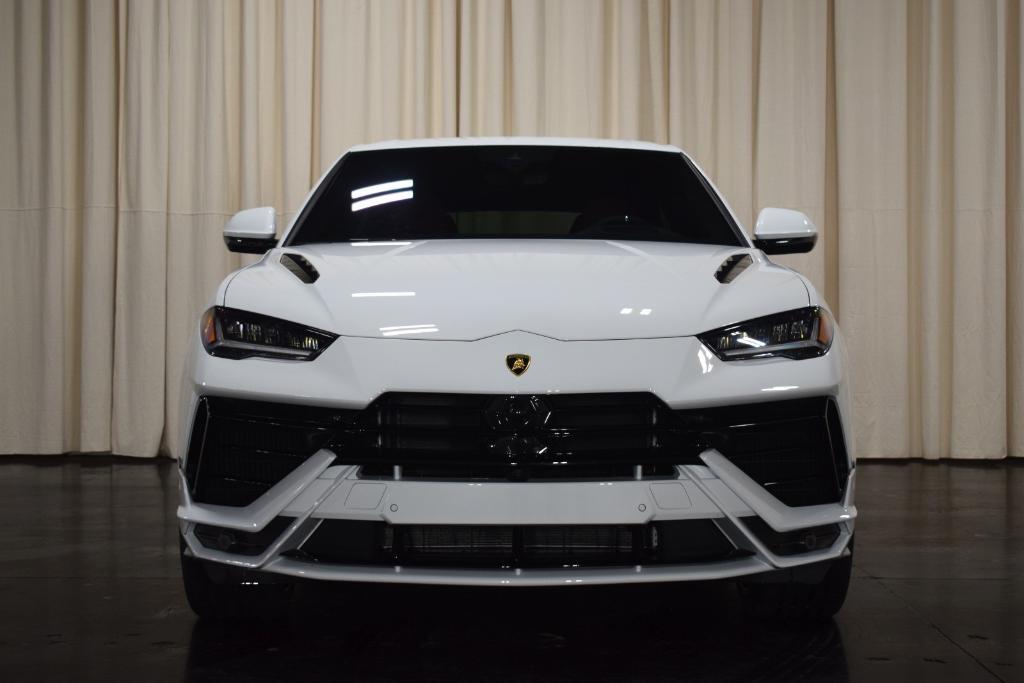 used 2023 Lamborghini Urus car, priced at $299,999