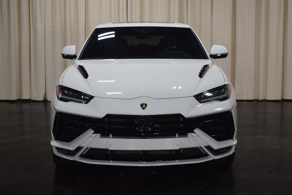 used 2023 Lamborghini Urus car, priced at $299,999