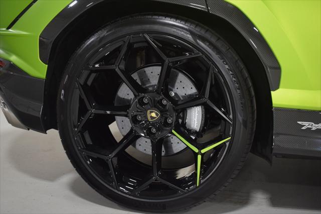 used 2023 Lamborghini Urus car, priced at $274,999