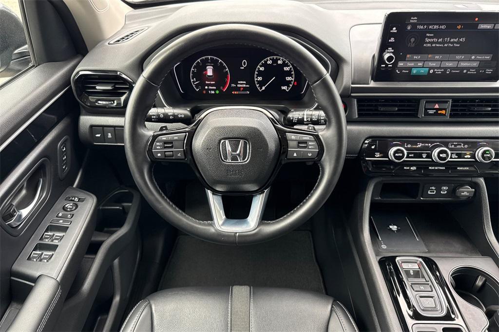 used 2023 Honda Pilot car, priced at $36,981