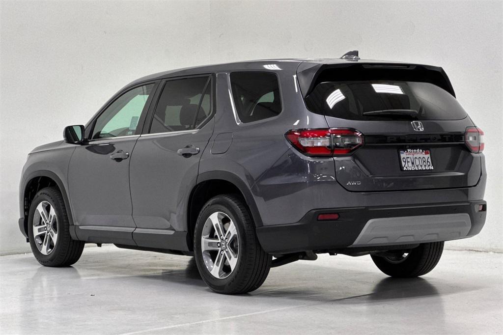 used 2023 Honda Pilot car, priced at $36,981