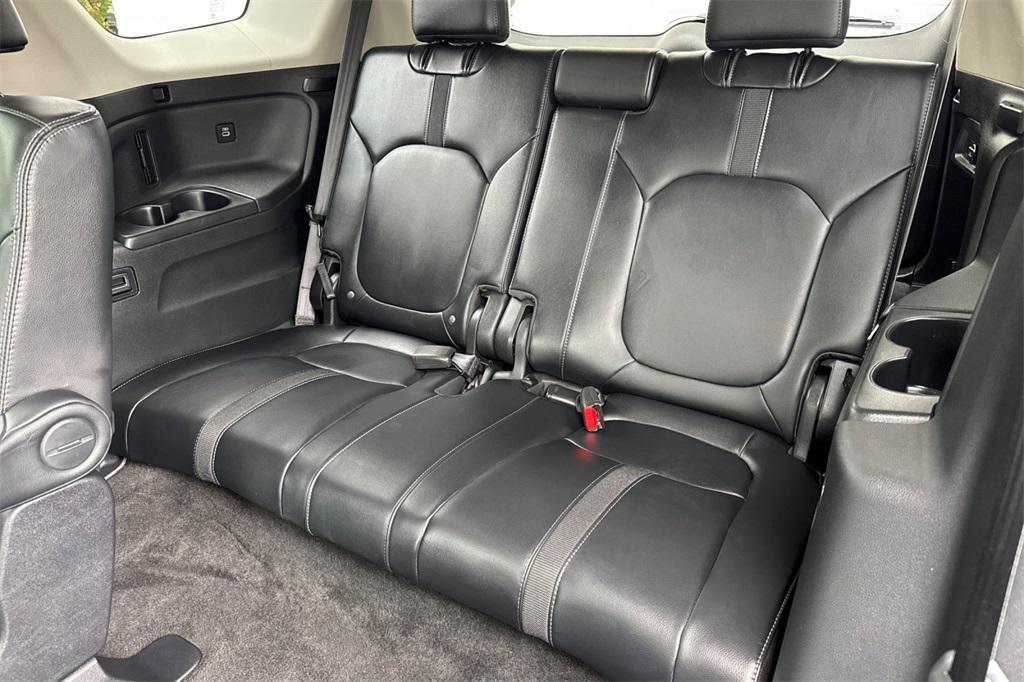 used 2023 Honda Pilot car, priced at $36,981