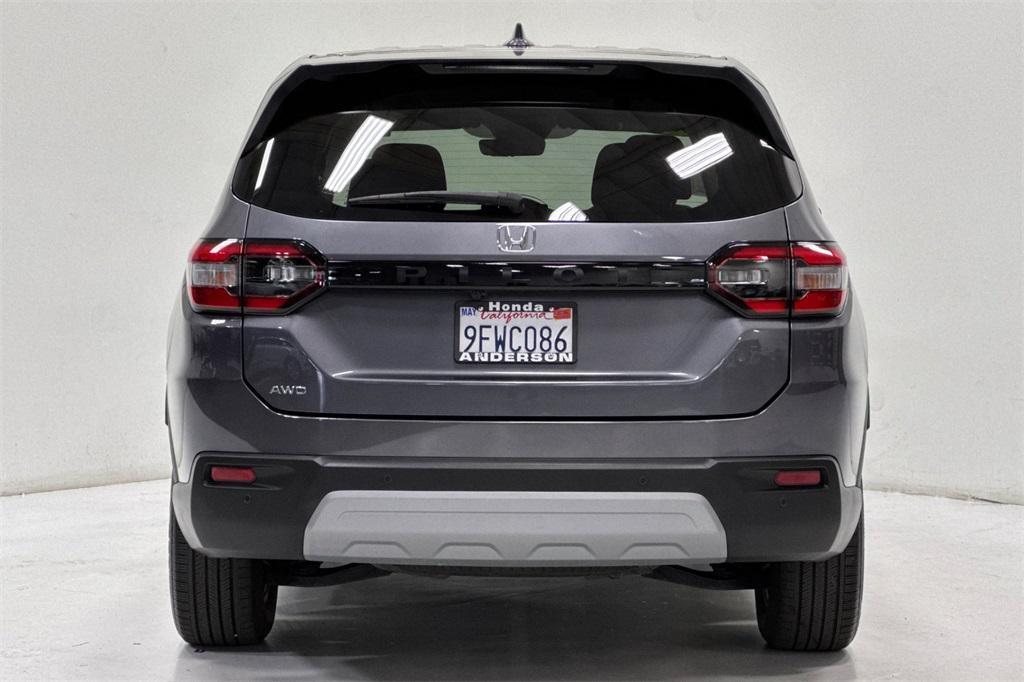 used 2023 Honda Pilot car, priced at $36,981