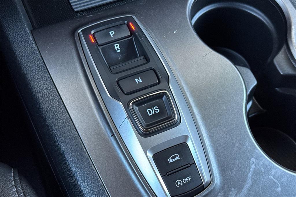 used 2022 Honda Pilot car, priced at $30,981