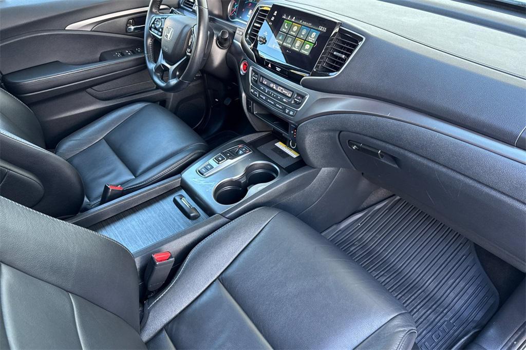 used 2022 Honda Pilot car, priced at $30,981